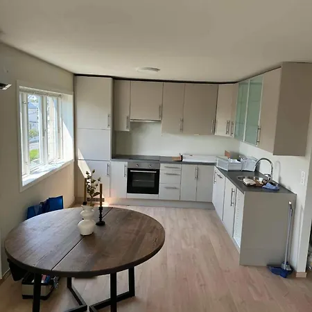 Apartamento 3-bedroom Free Parking & Wifi *