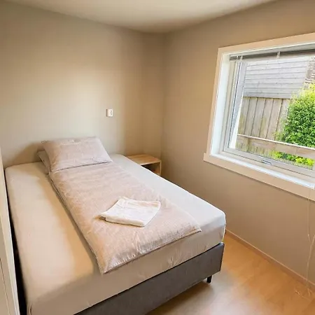 3-bedroom Free Parking & Wifi