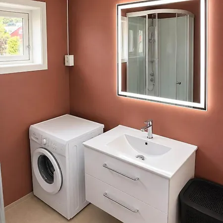 3-bedroom Free Parking & Wifi Апартаменты Хёугесунн